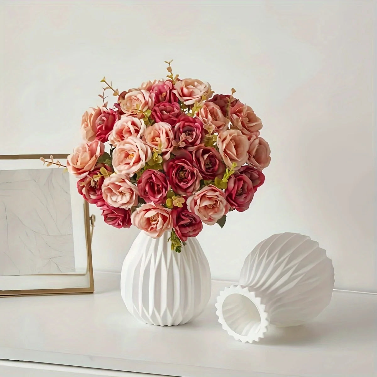 Modern Minimalist Plastic Vase